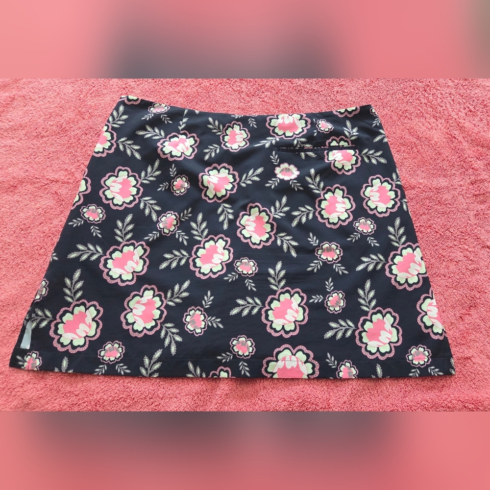 Golftini Floral Navy Golf Skirt Skort Sz 10 L Pockets Tennis Pickleball NWOT - Picture 3 of 10